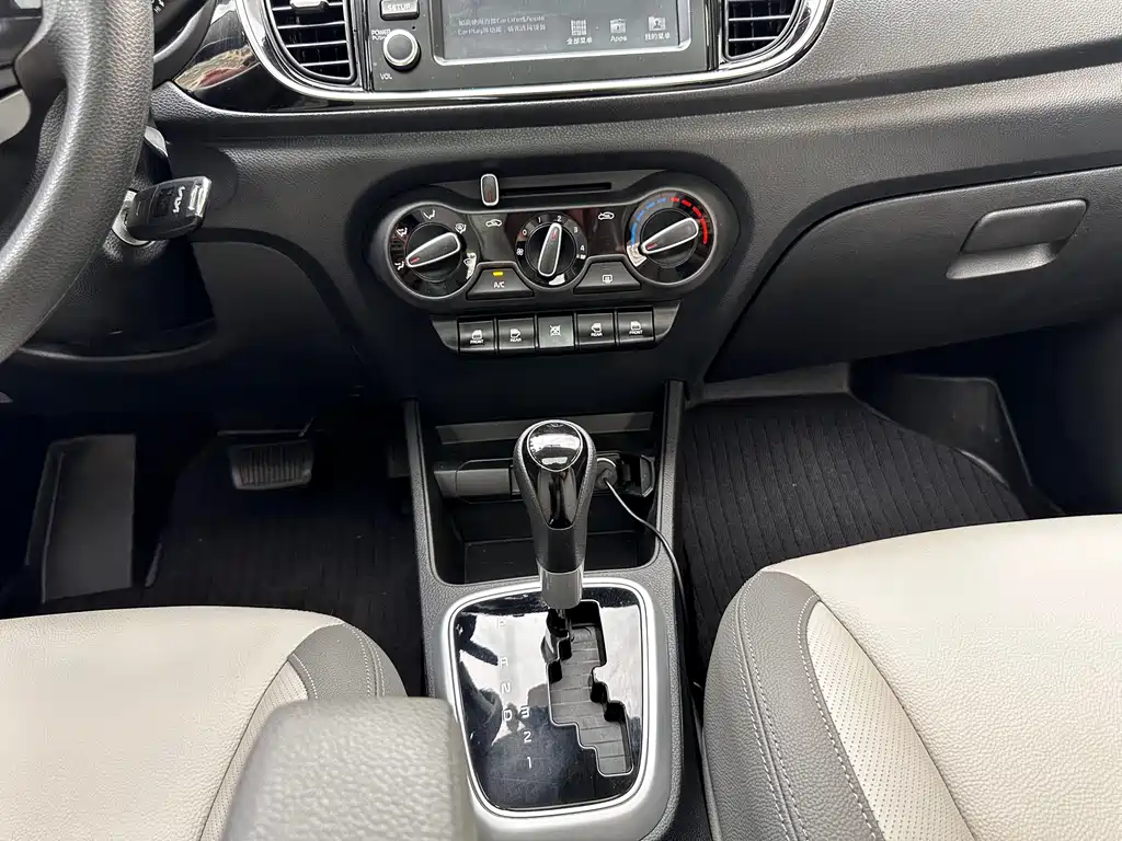Kia Huanchi — миниатюра 22