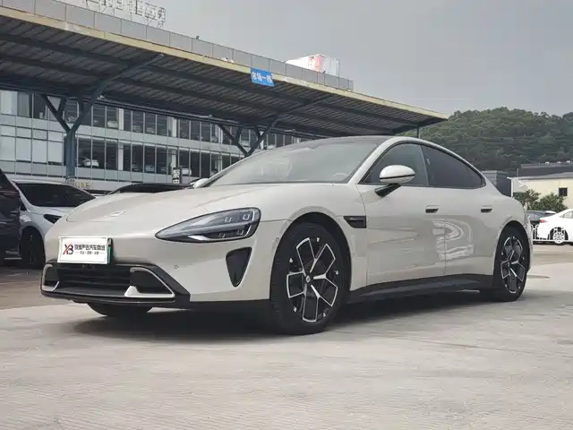 XIAOMI CAR XIAOMI SU7 2024