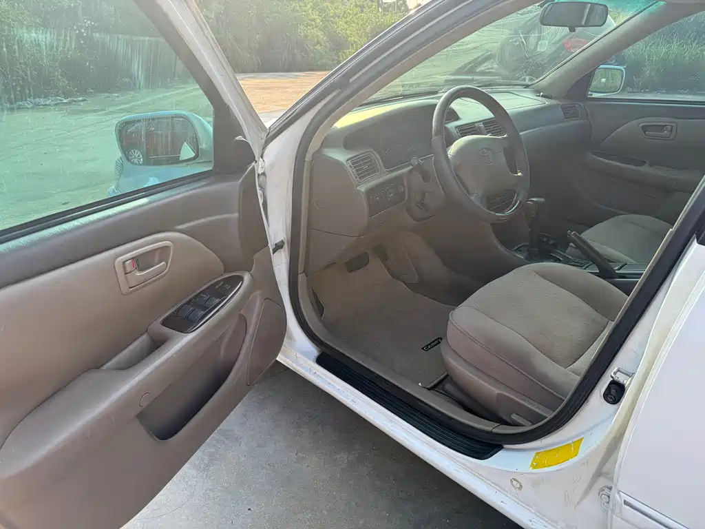 Toyota Camry 01 2.2L AT