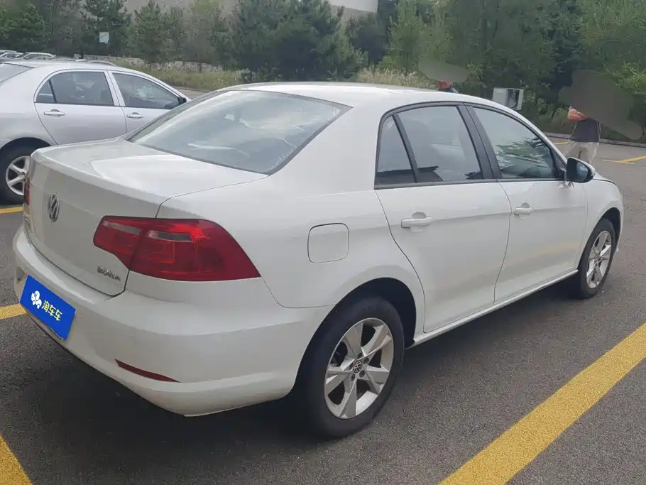 Volkswagen Bora — миниатюра 3