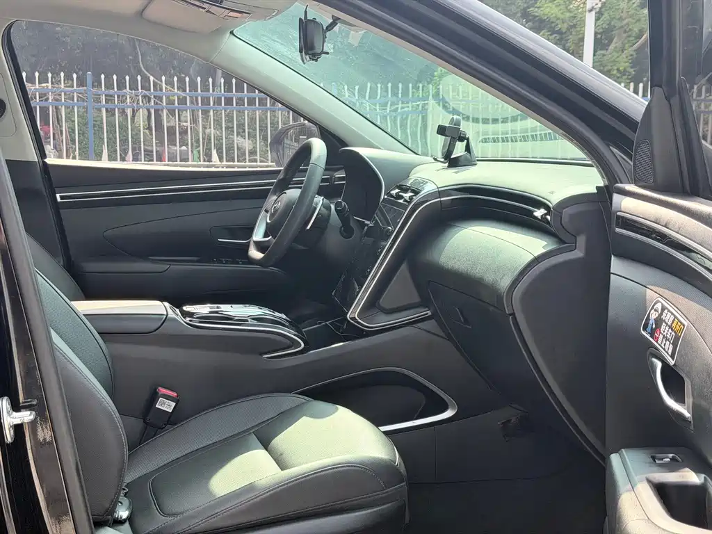 Hyundai Tucson — миниатюра 12