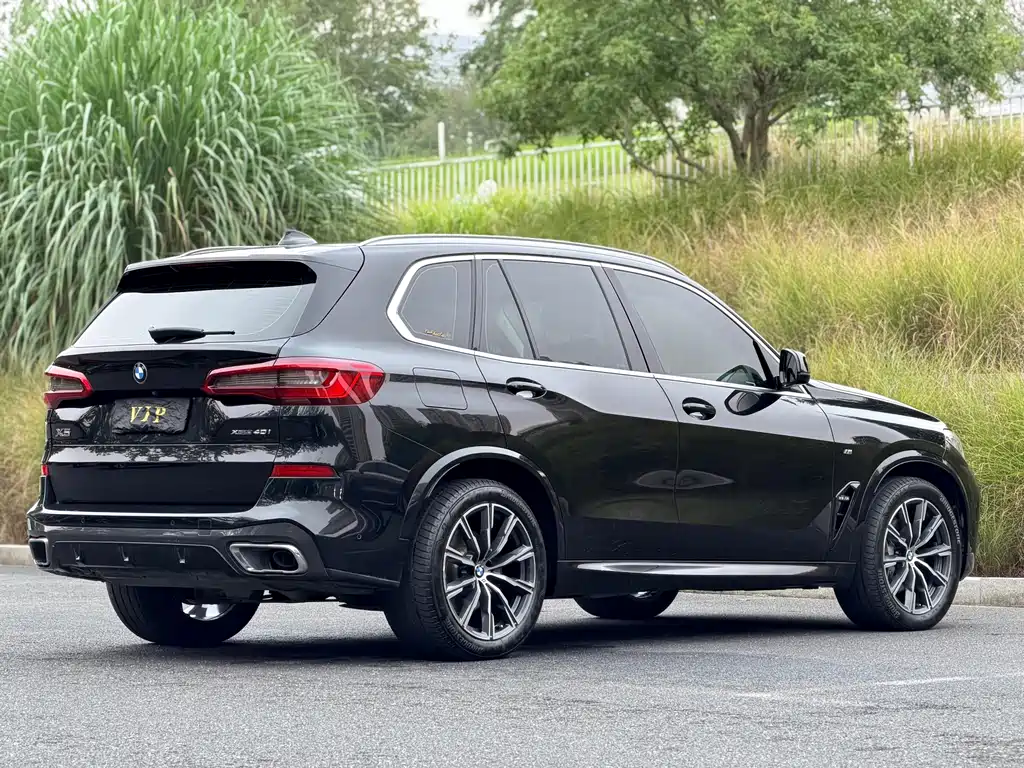 BMW X5 (Import) — миниатюра 7