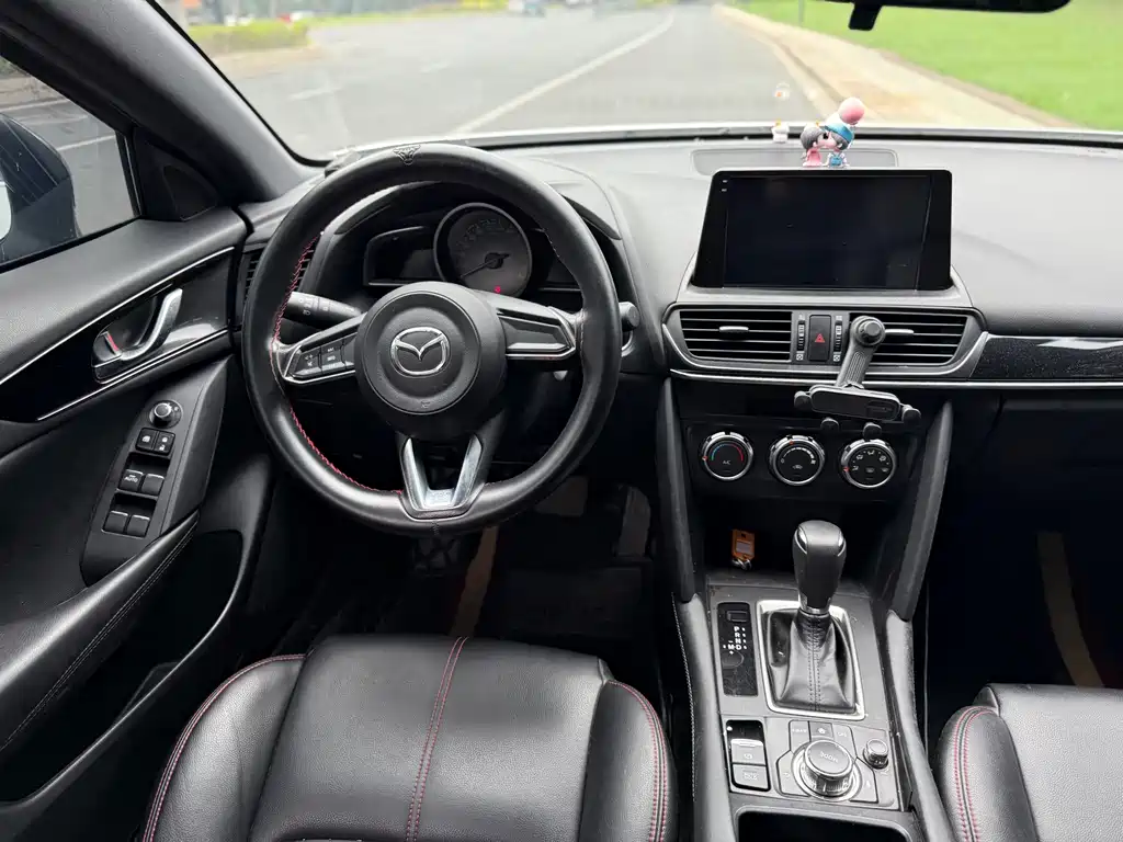 Mazda CX-4 — миниатюра 9