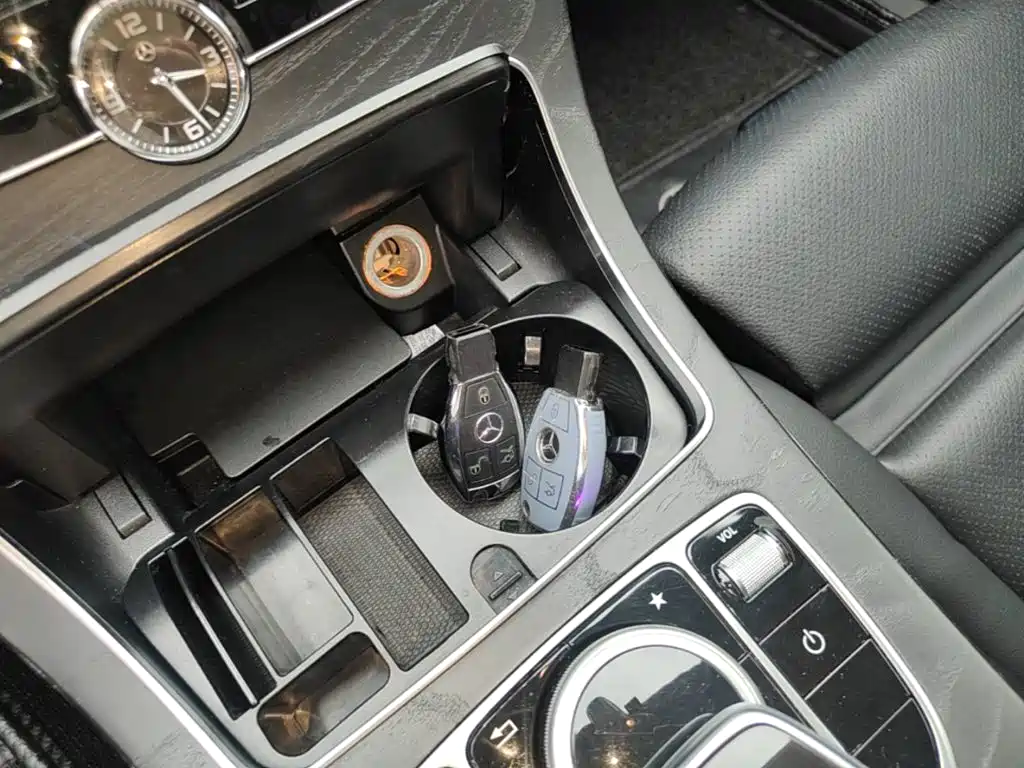 Mercedes-Benz C-Class — миниатюра 9