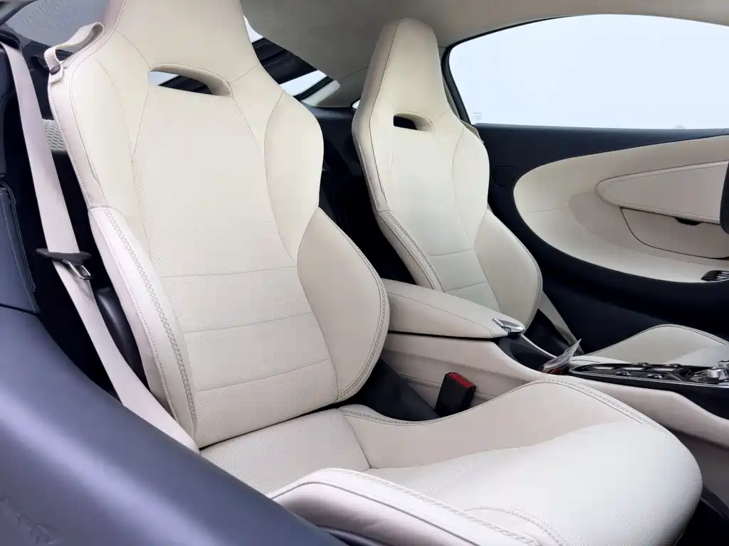 McLaren GT — миниатюра 15