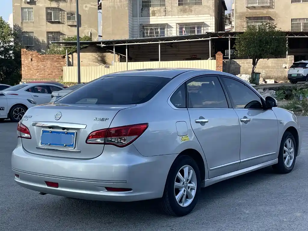 Nissan Sylphy — миниатюра 6
