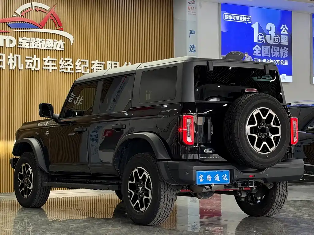 Ford Bronco — миниатюра 4