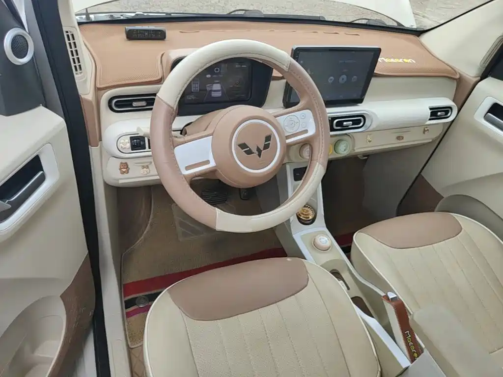 Wuling MINIEV — миниатюра 10