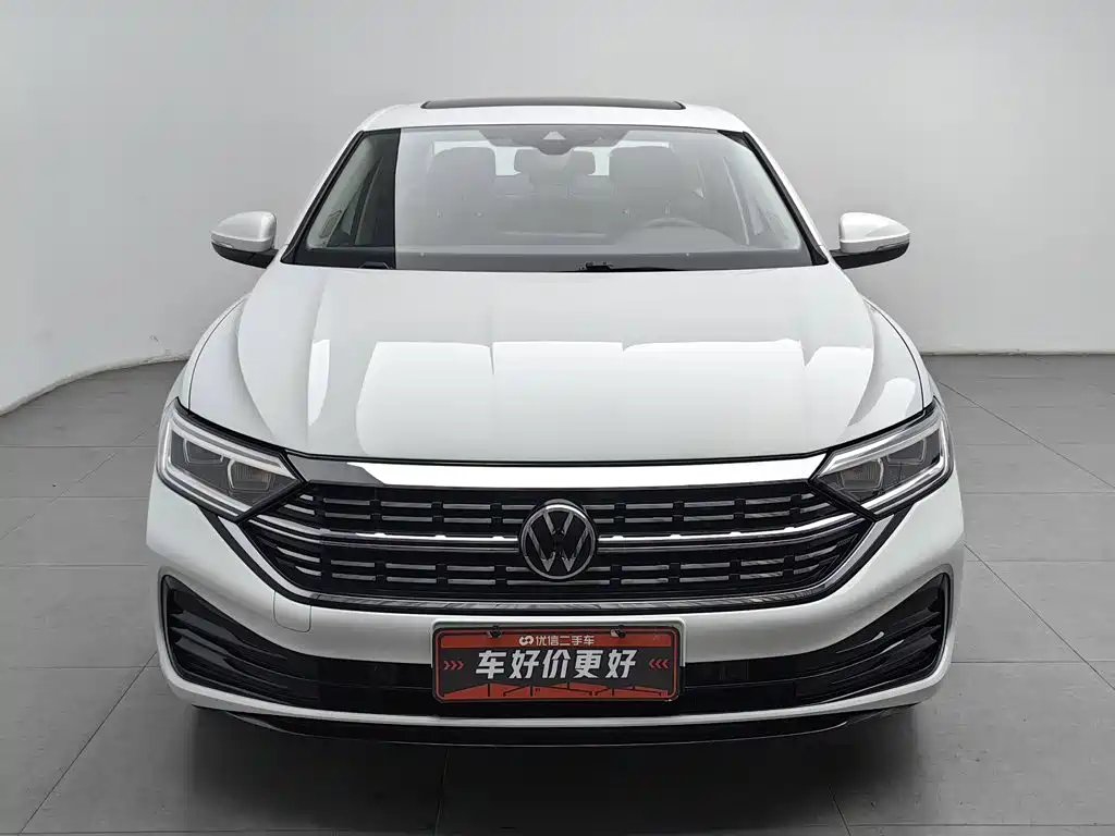 Volkswagen Sagitar — миниатюра 3