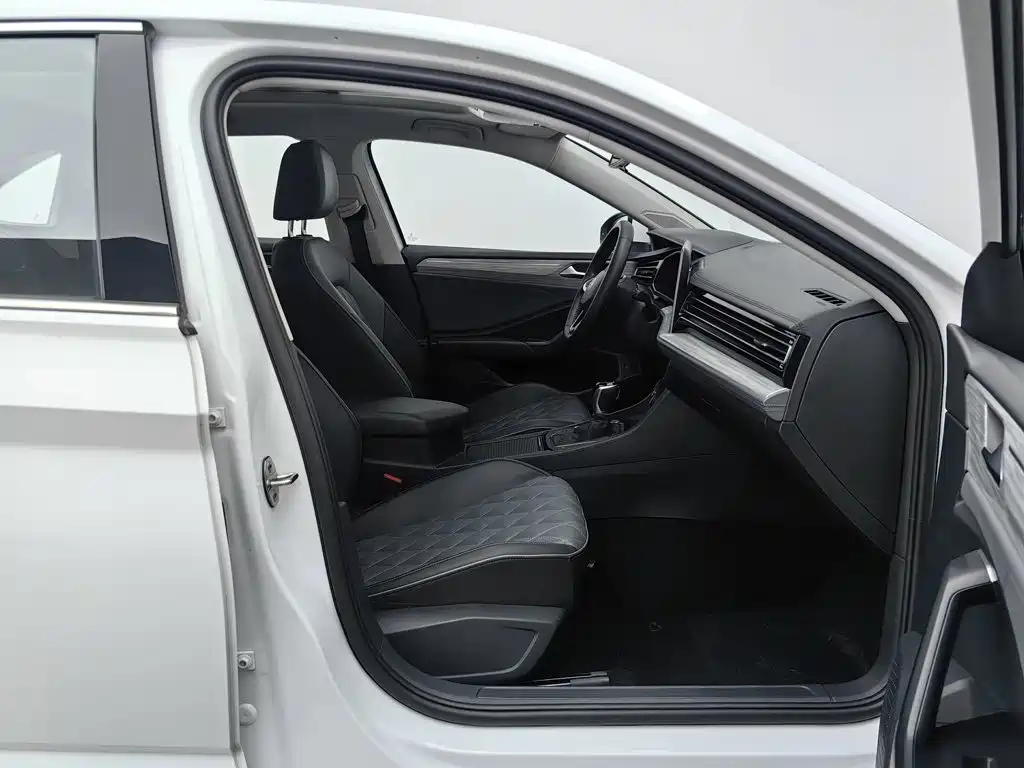 Volkswagen Sagitar — миниатюра 23