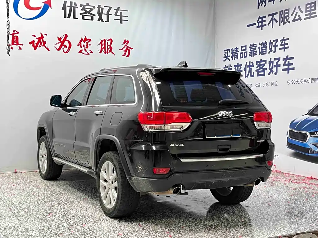 Jeep Grand Cherokee (Import) — миниатюра 16