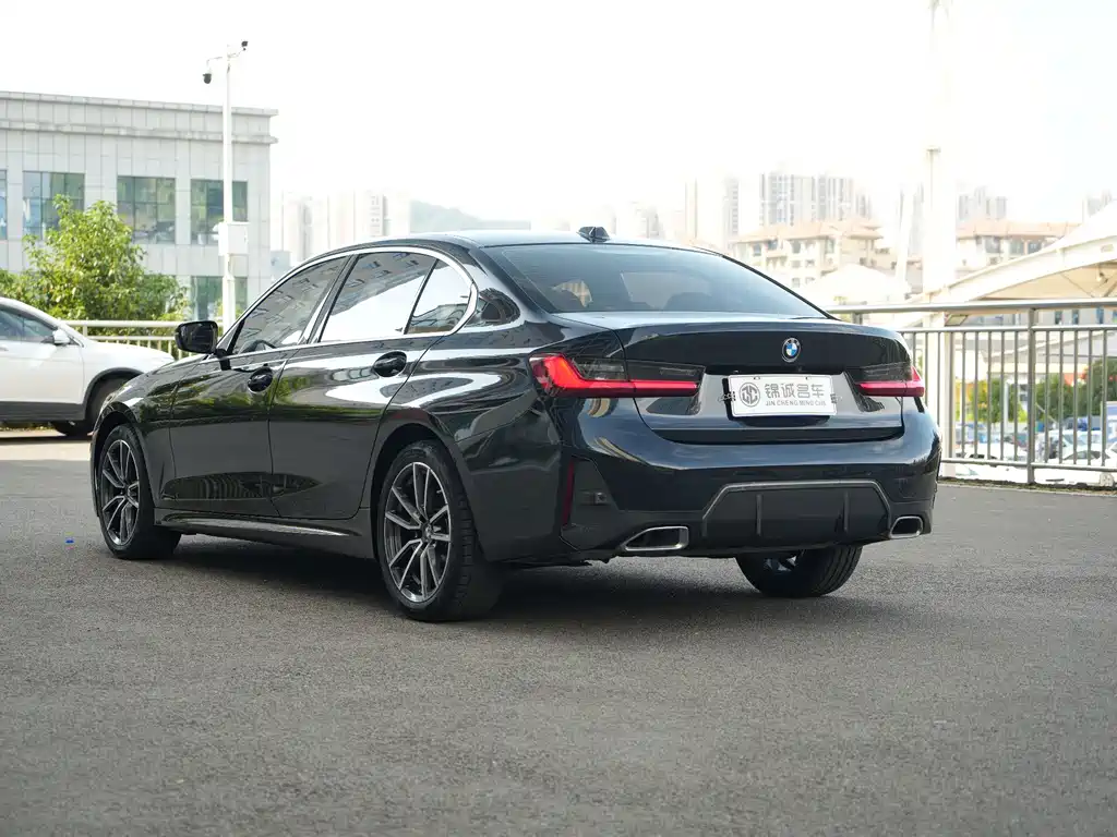 BMW 3 Series — миниатюра 6