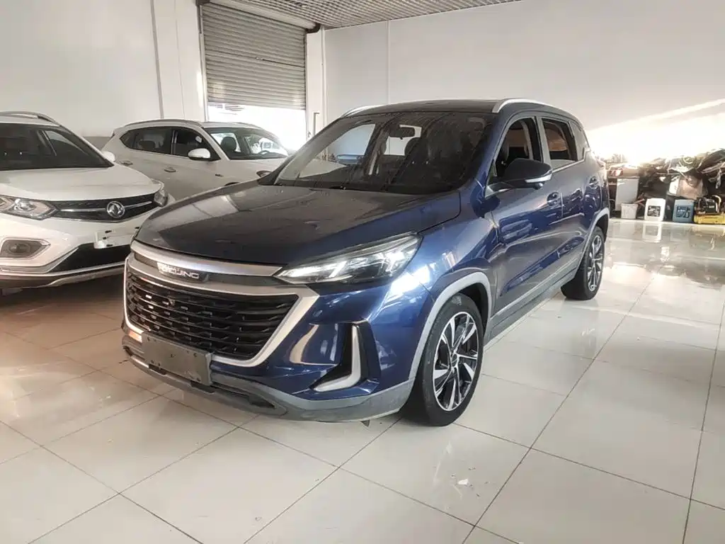 BAIC X3