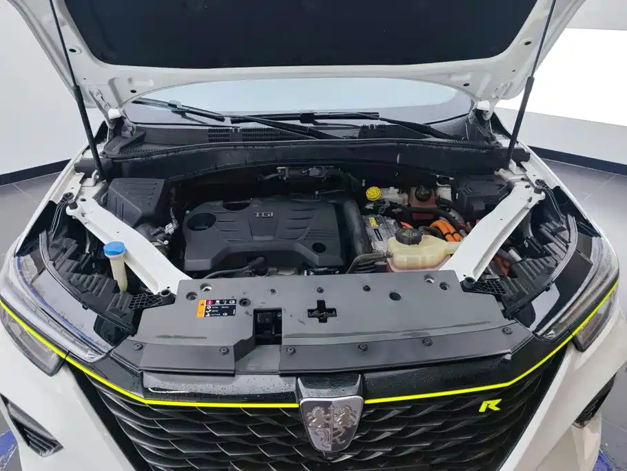 Roewe RX5 New Energy — миниатюра 10