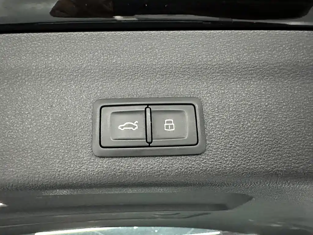Audi A6 (Import) — миниатюра 17