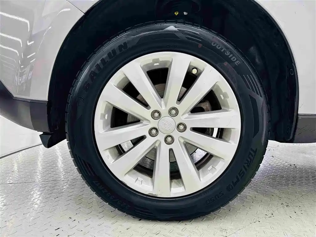 Subaru Forester 2011 2.5XS AT Luxury
