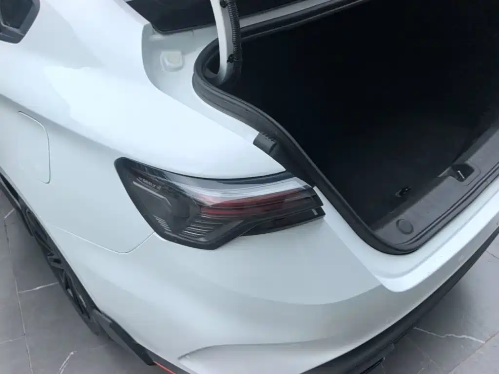 Geely Binrui — миниатюра 5