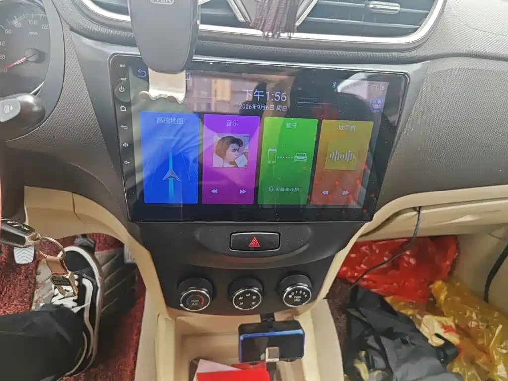 Wuling Hongguang — миниатюра 16