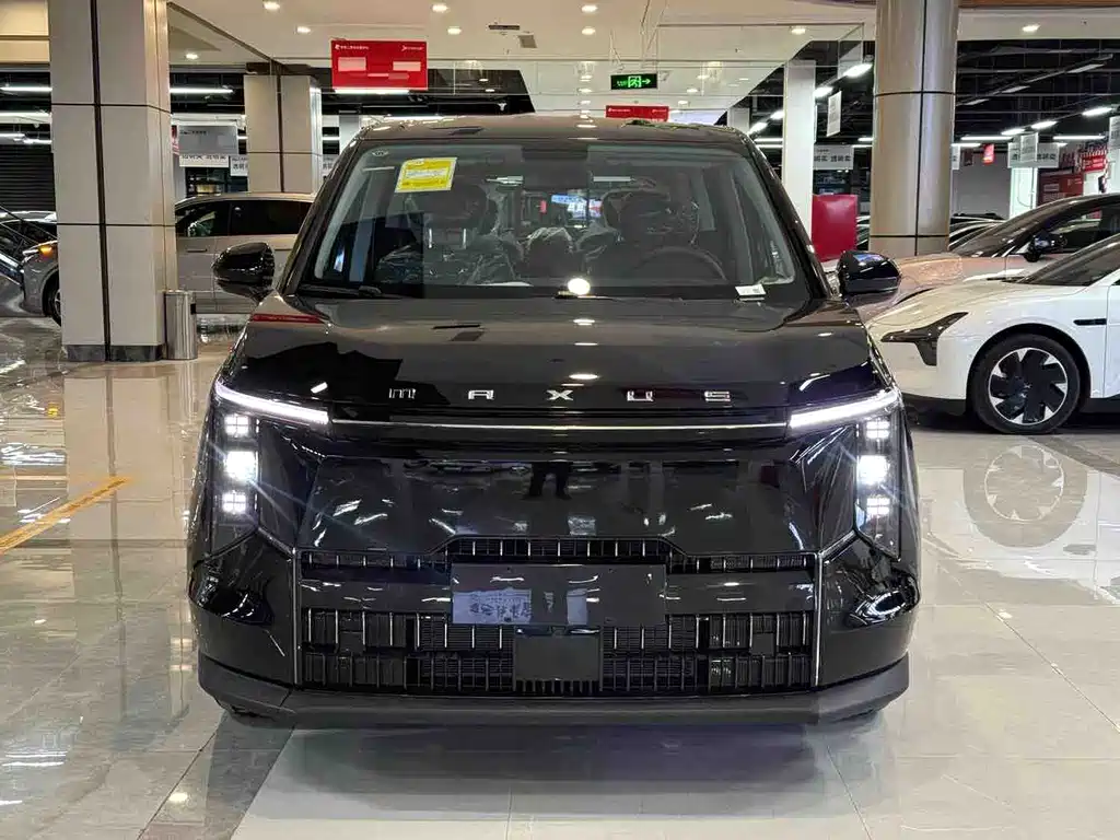 SAIC MAXUS EVERYONE 7