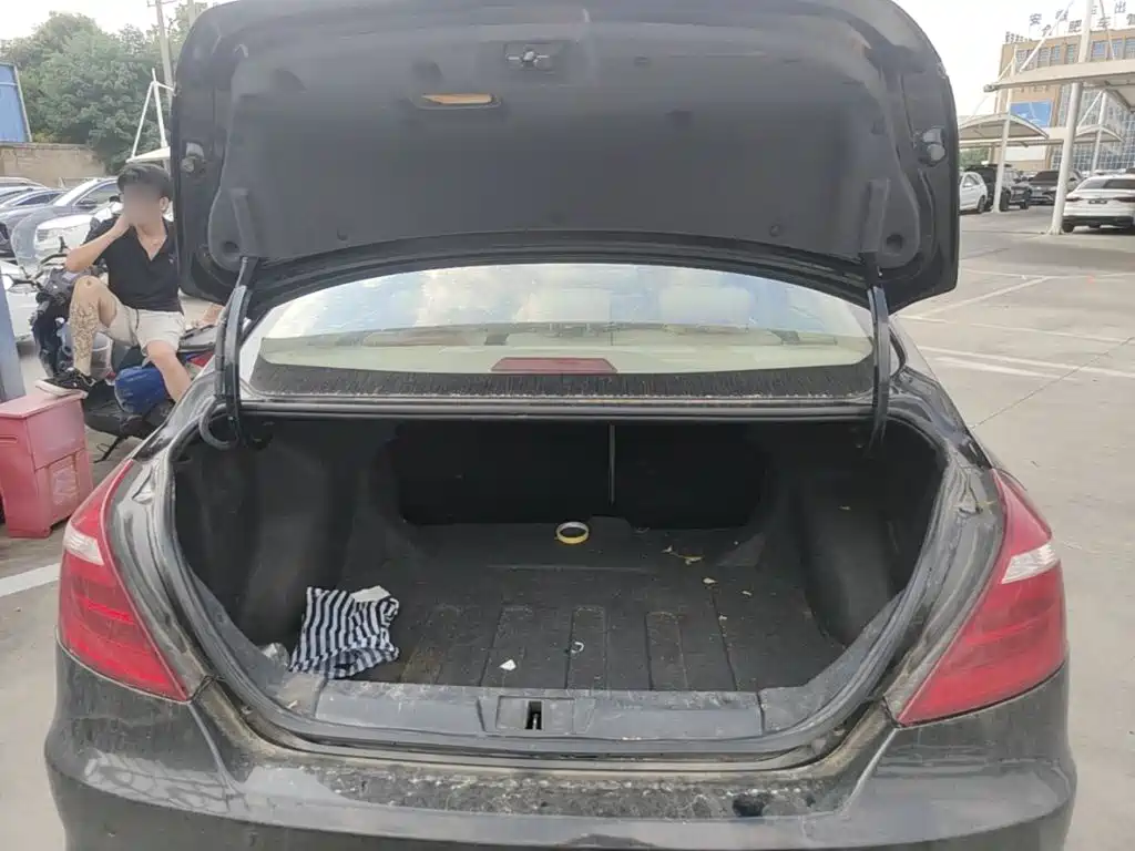 Geely Emgrand — миниатюра 19