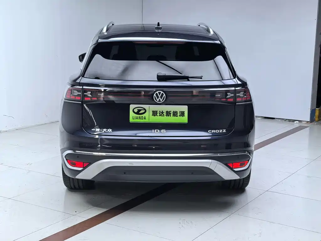 Volkswagen ID.6 Crozz — миниатюра 6