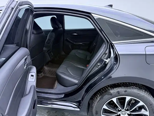 Toyota Avalon — миниатюра 14