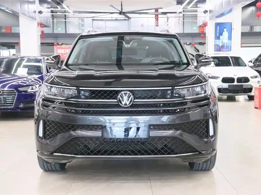 Volkswagen Tavendor 2023 380TSI R-Line