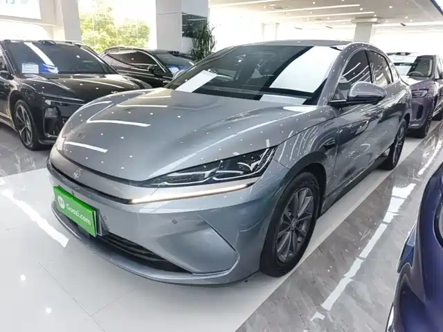 2025 BYD Qin