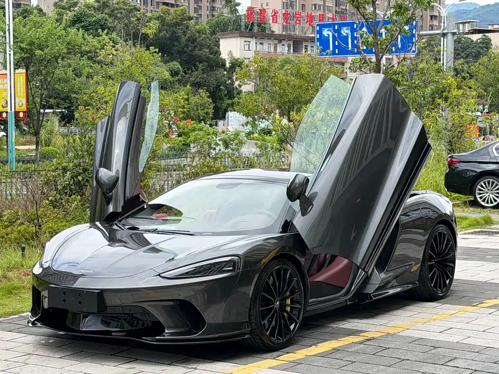 McLaren GT — миниатюра 2
