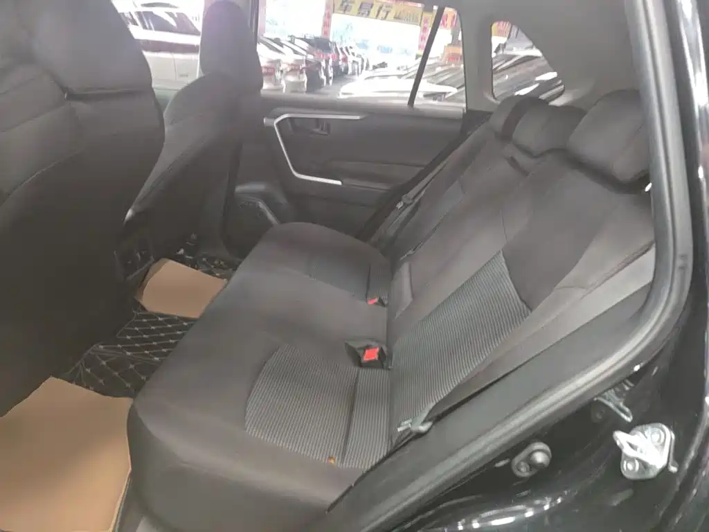 Toyota Wildlander — миниатюра 17