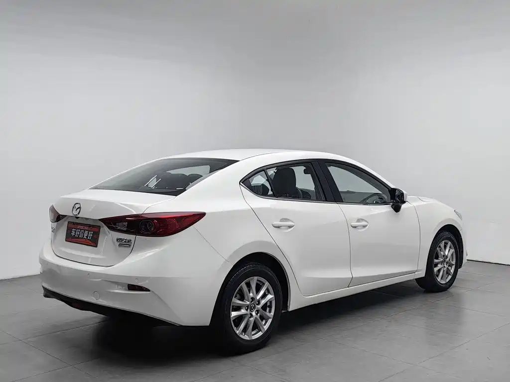 Mazda 3 Axela — миниатюра 2