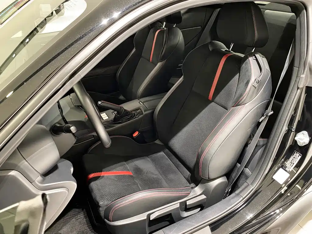 Subaru BRZ — миниатюра 10