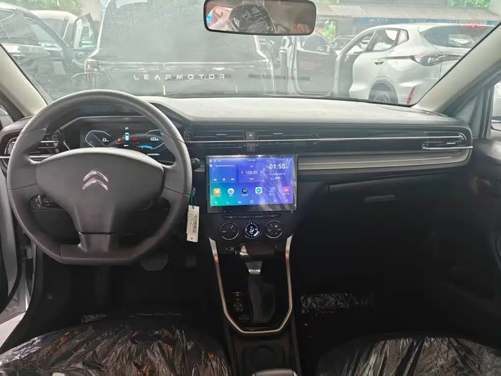 Citroen C3-XR — миниатюра 13