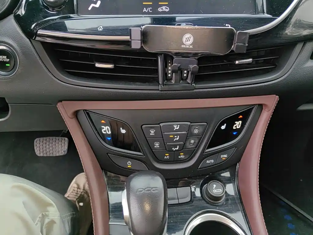Buick Envision Plus — миниатюра 13