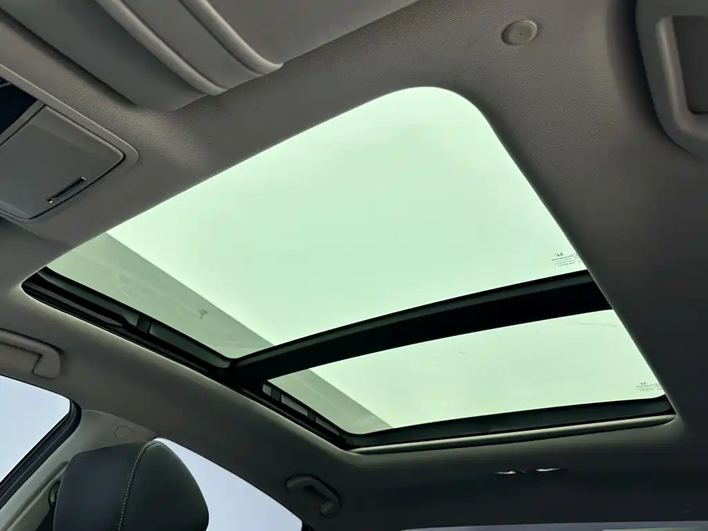 Honda Accord 2022 — фото 13