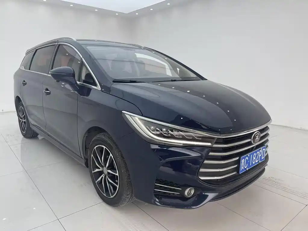 BYD SONG MAX