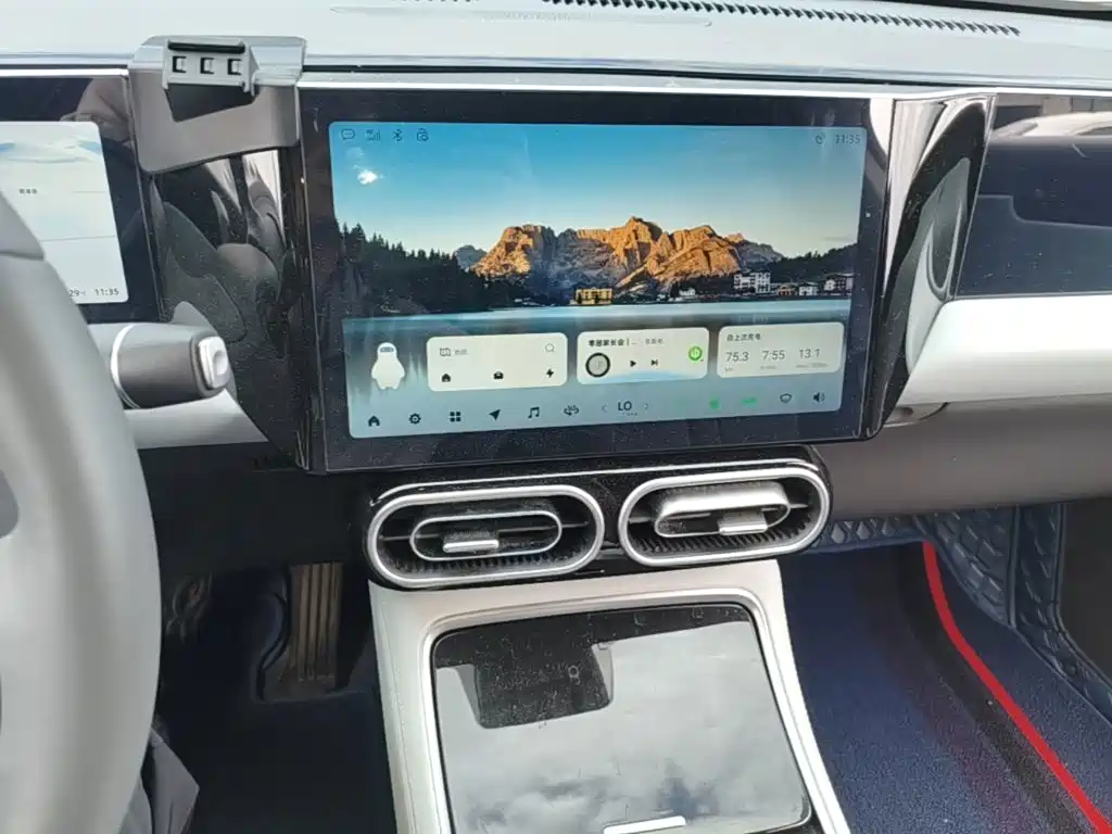 Leapmotor Leapmotor C01 — миниатюра 13