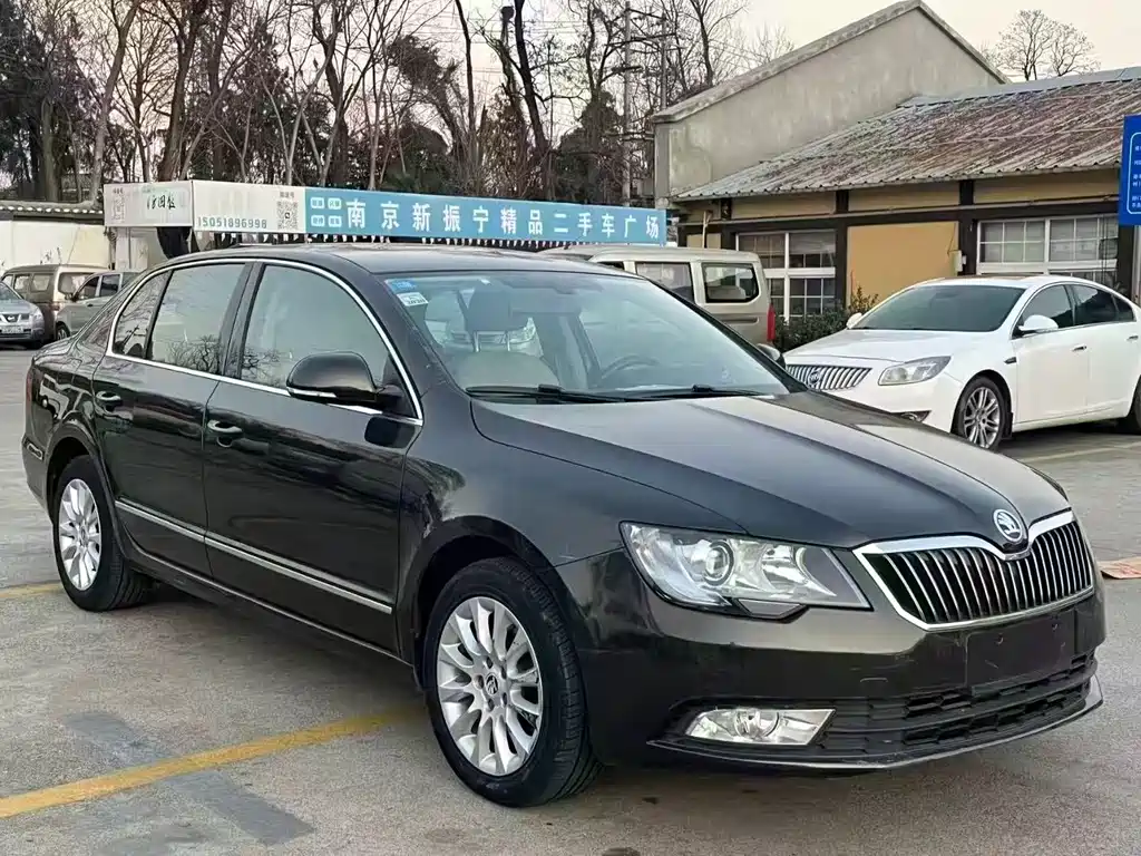 Skoda Superb 1.8TSI Auto Fame Elite Edition, фото 3