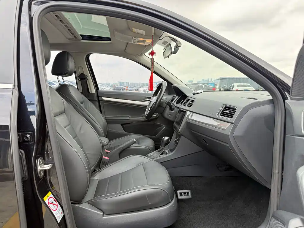 Volkswagen Gran Lavida — миниатюра 13