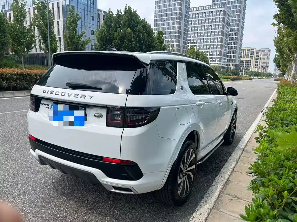 Land Rover Discovery Sport — миниатюра 9