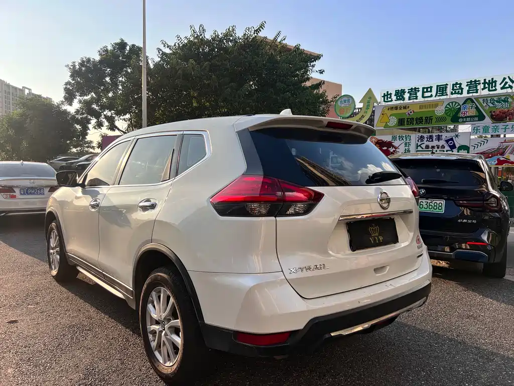 Nissan X-Trail — миниатюра 4
