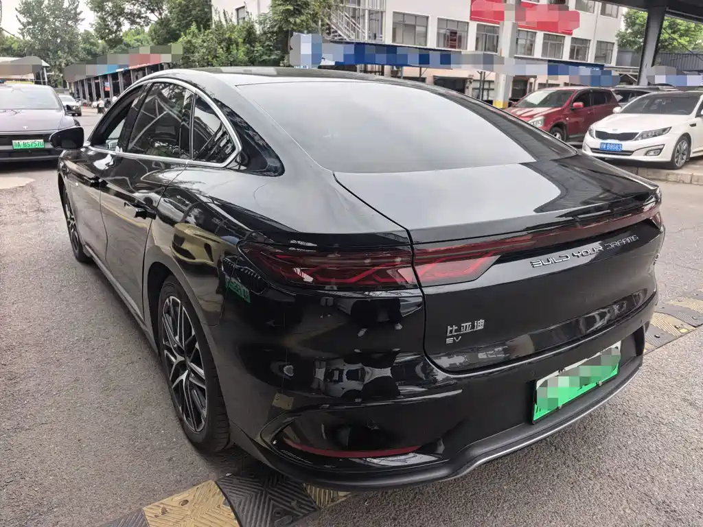 BYD Han — миниатюра 13