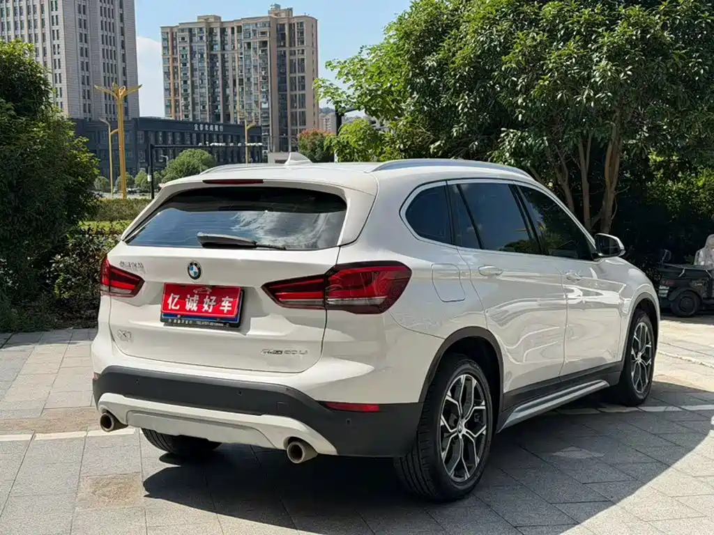 BMW X1 — миниатюра 5