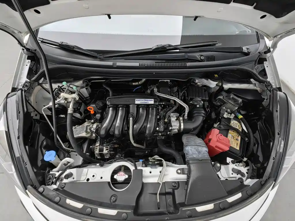 Honda Fit — миниатюра 6