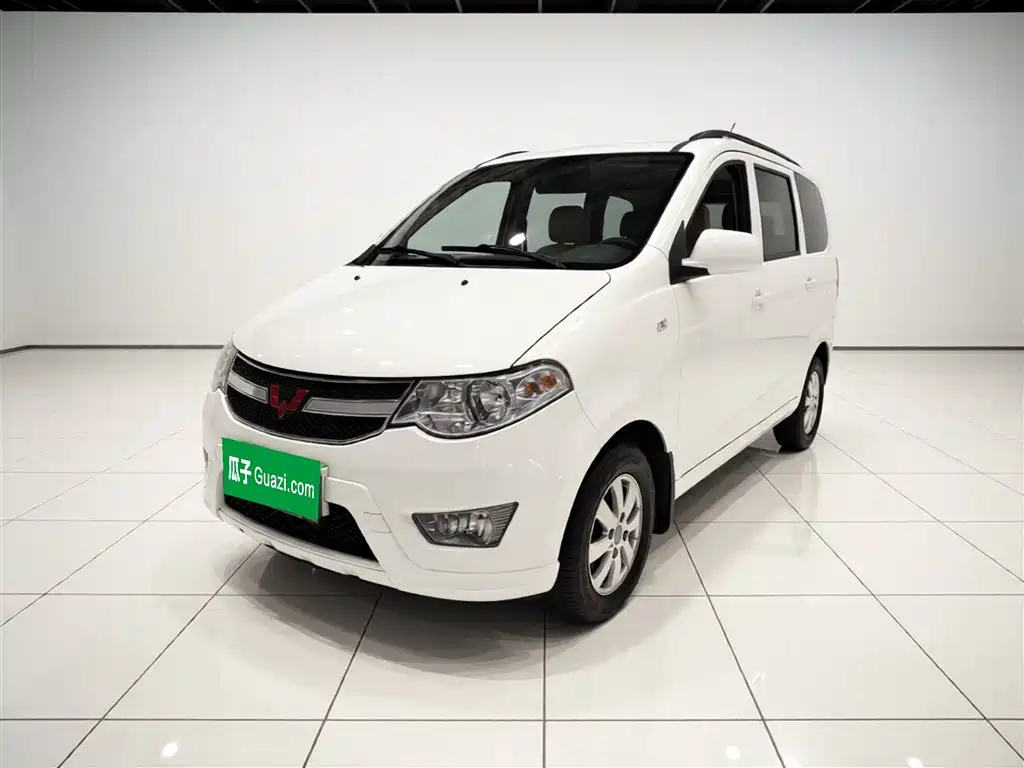 Wuling Hongguang 2018