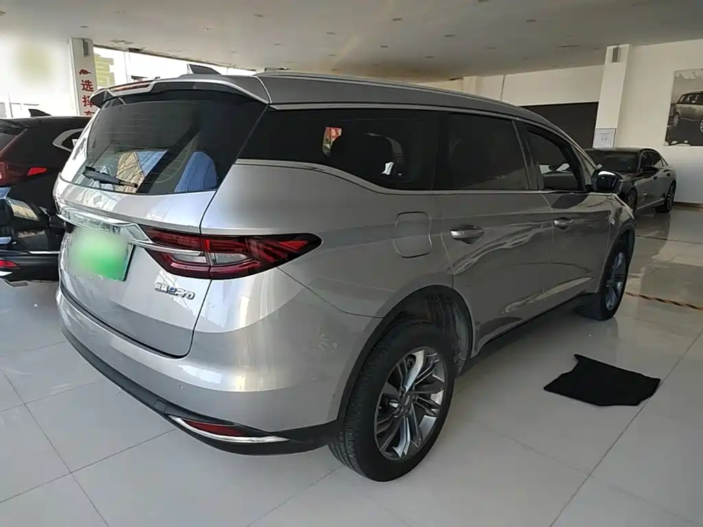 Geely Jia Ji New Energy — миниатюра 7