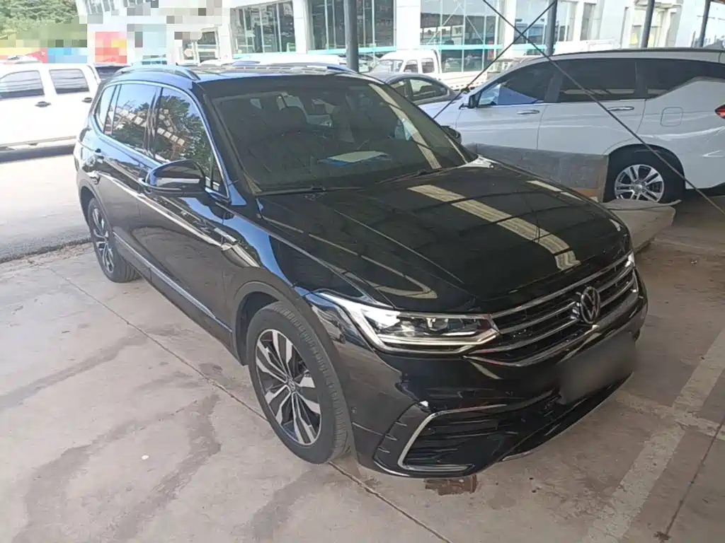 Volkswagen Tiguan L — миниатюра 4