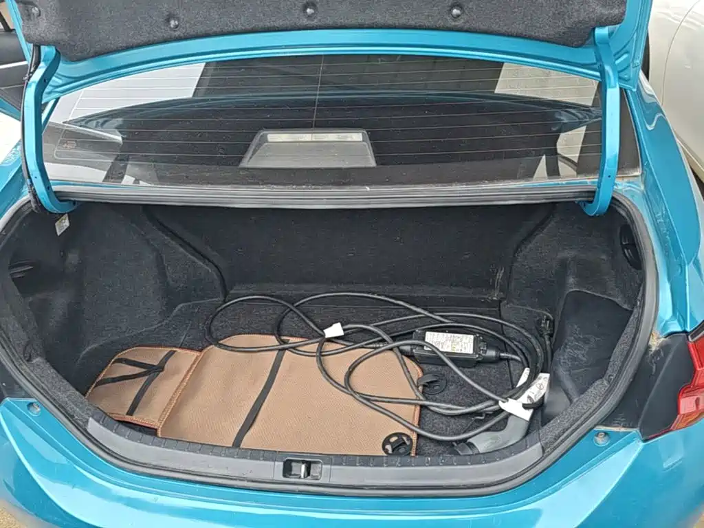 Toyota Levin Twin Engine E+ — миниатюра 19