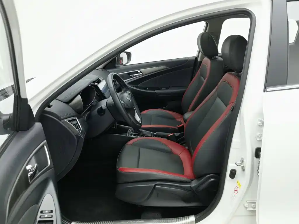 Changan Eado XT — миниатюра 10