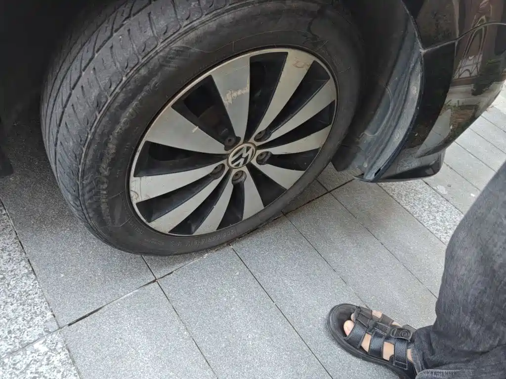 Volkswagen Sagitar — миниатюра 24